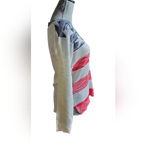 Ladies Sweater - Picture 4 of 5